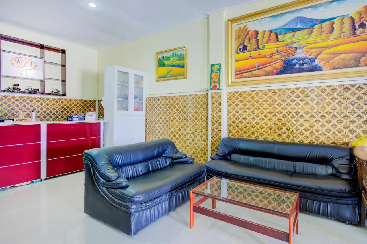 Oyo 3791 Hotel Kja Tegal  Exteriér fotografie